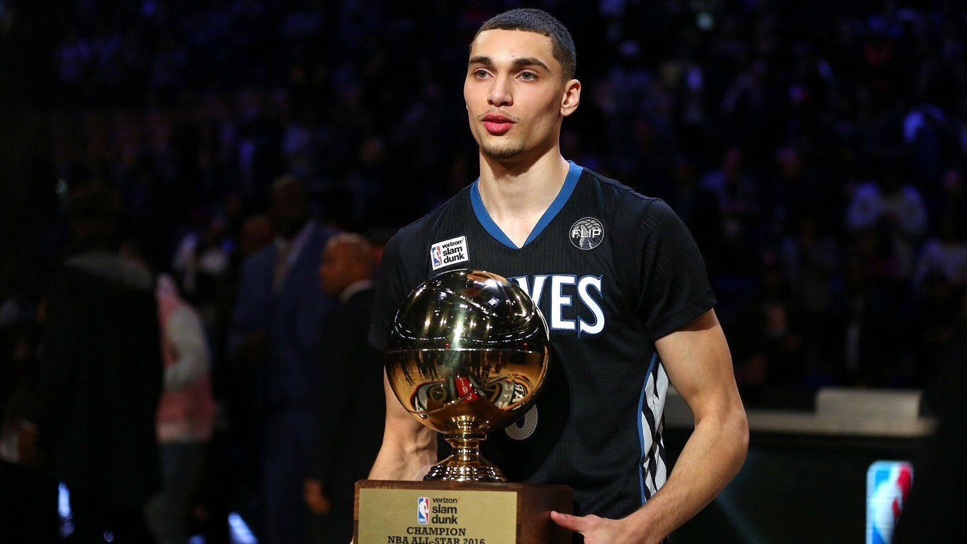 爱德华兹，当新王在紫金王朝的废墟上起舞