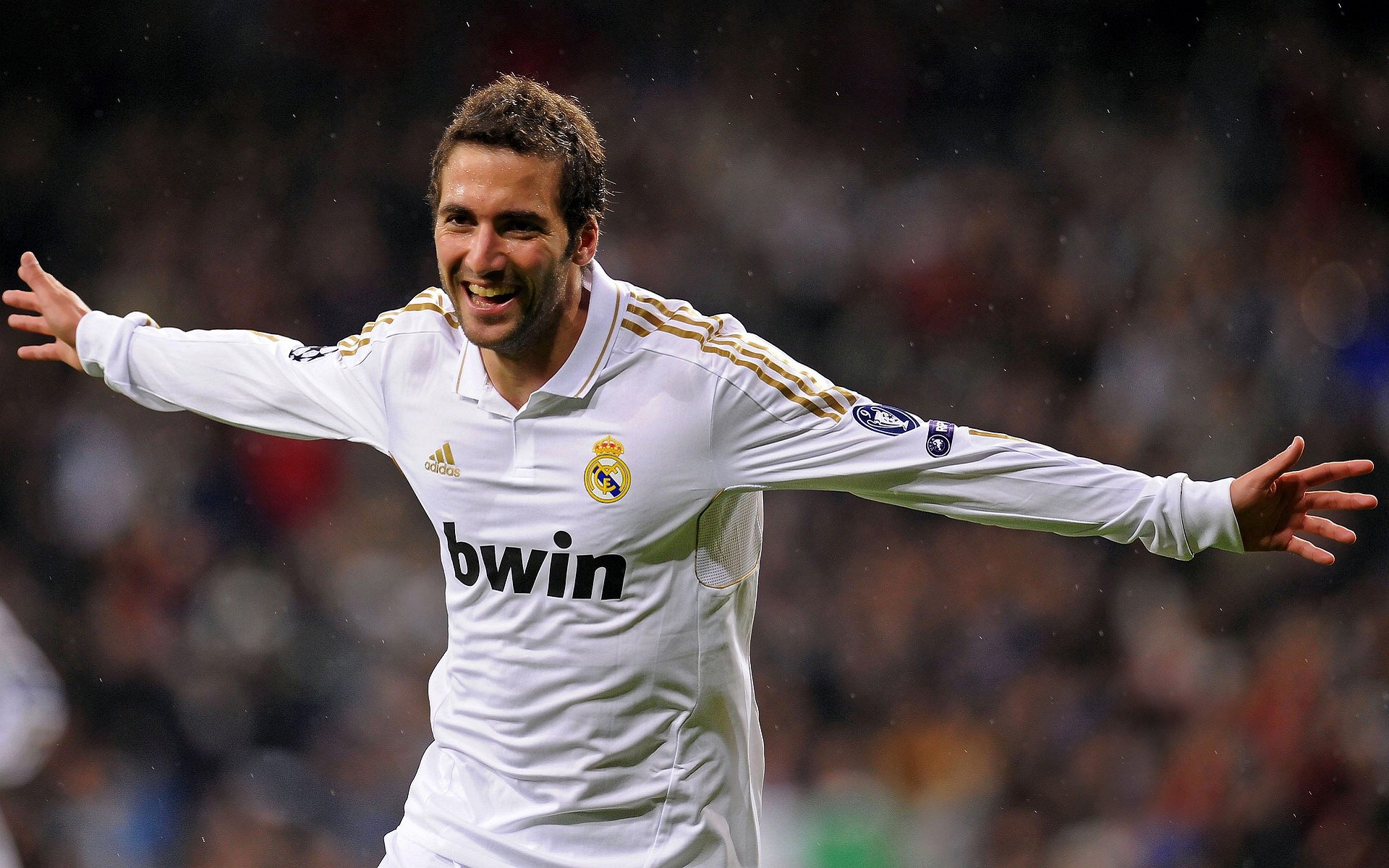 莱比锡红牛节奏掌控皇马，斯通斯发挥堪称完美